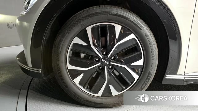 Kia EV6 id 4292483 из Кореи 31