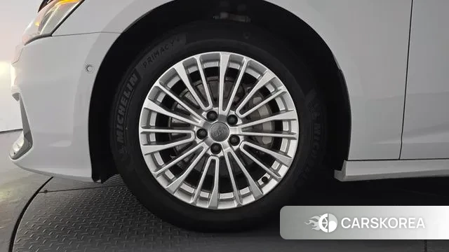 Audi A6 (C8) id 3296113 из Кореи 15