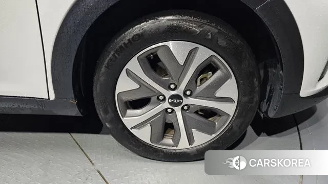 Kia Niro EV id 3032713 из Кореи 15