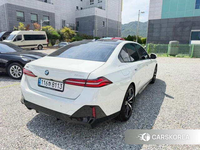 BMW 5 Series (G60) id 4739114 из Кореи 14