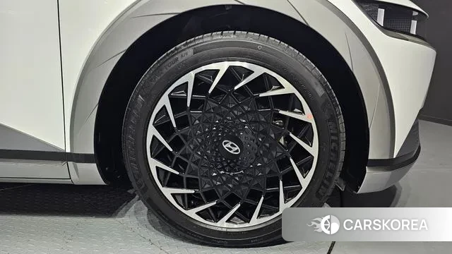 Hyundai Ionic 5 id 3290606 из Кореи 15