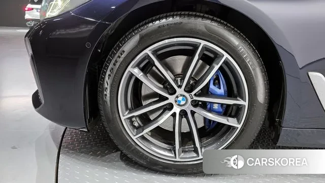 BMW 5 Series (G30) id 3654674 из Кореи 15