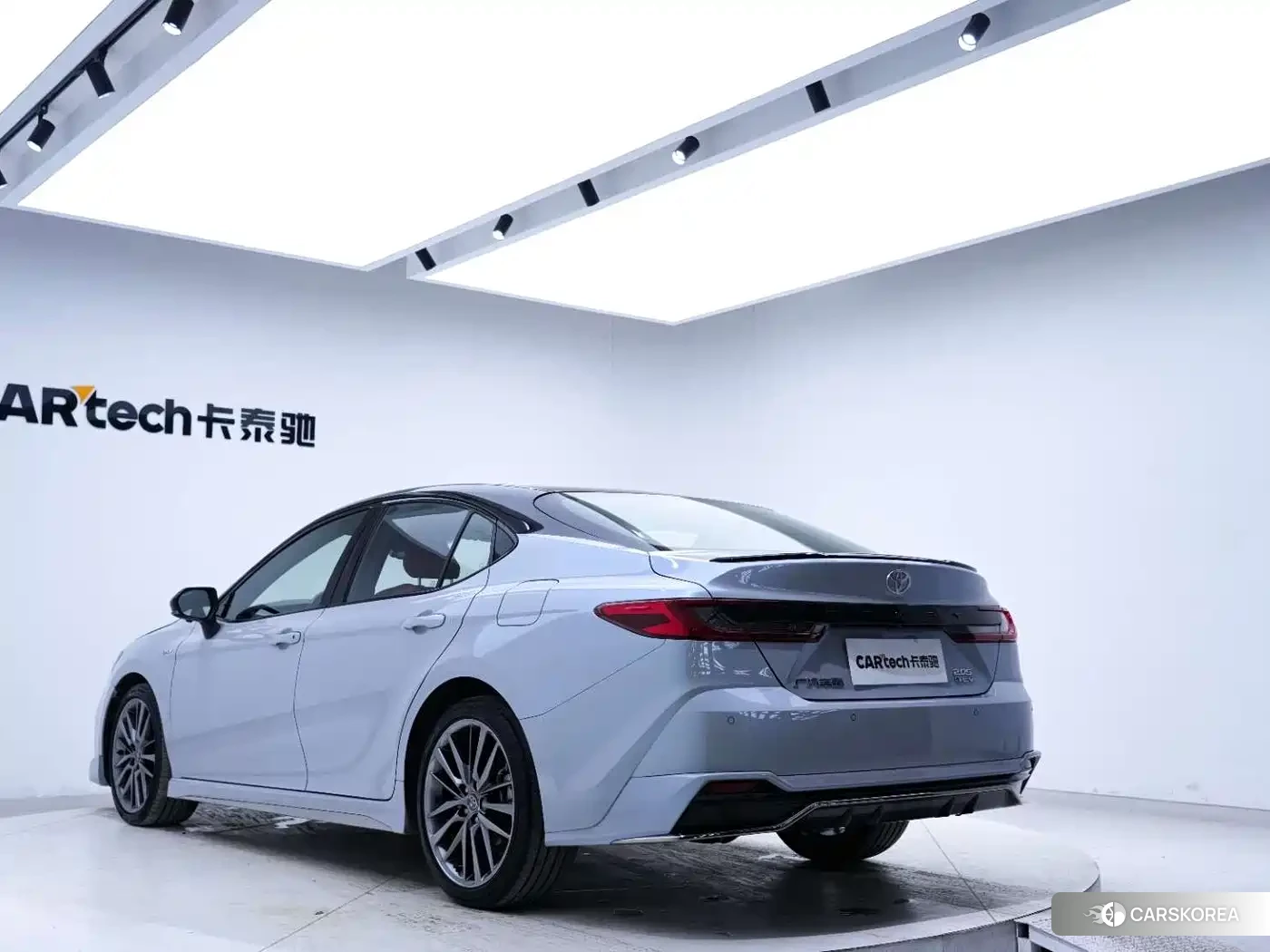 Toyota Camry id 4546358 из Китая 21