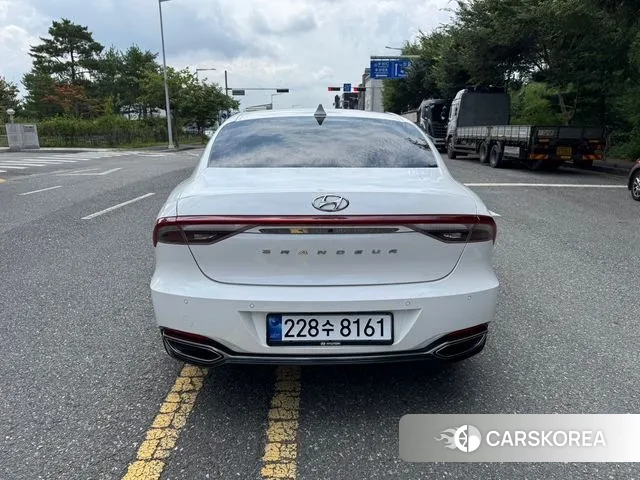 Hyundai The New Grandeur IG id 3013476 из Кореи 15