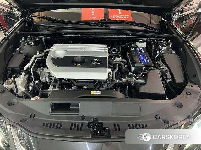 Lexus ES id 4277218 из Китая 21