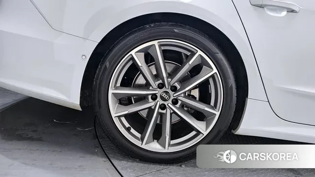 Audi A7 (4K) id 3572433 из Кореи 15