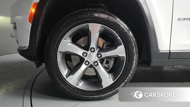 Jeep Grand Cherokee (WL) id 4591352 из Кореи 29