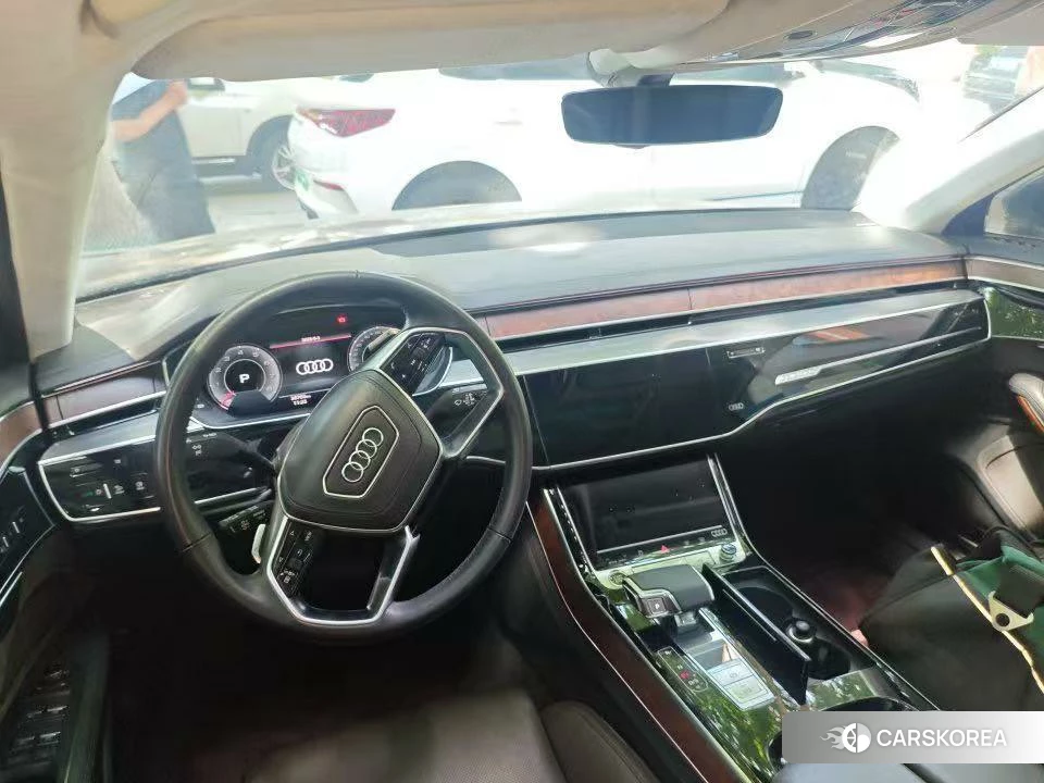 Audi A8 2021 Черный из Китая, фото 5