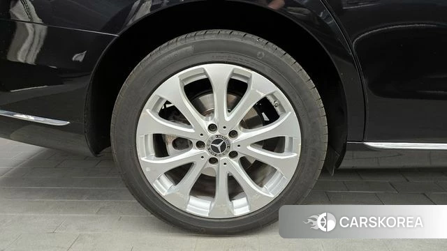 Mercedes-Benz E-Class W213 id 4251432 из Кореи 25