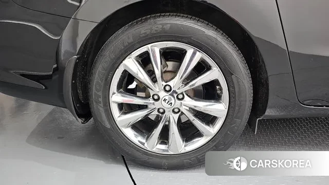 Kia The New Carnival id 3444935 из Кореи 15