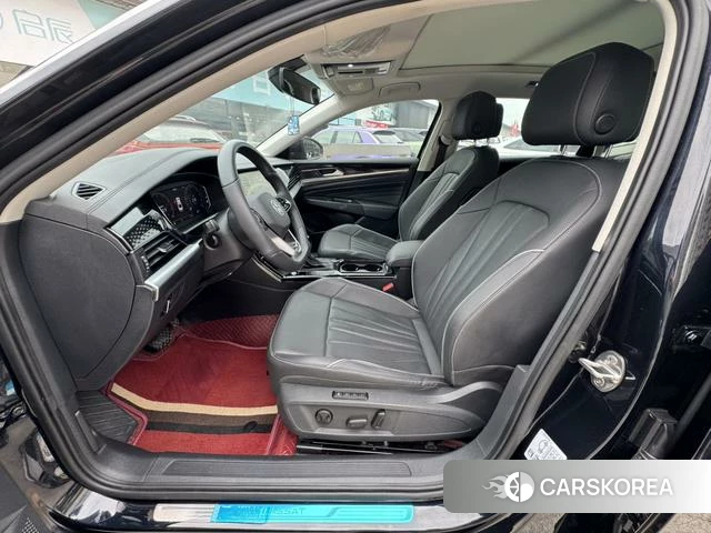 Volkswagen Passat 2024 Черный из Китая, фото 5