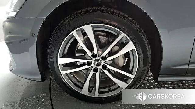 Audi A6 (C8) id 3670623 из Кореи 15