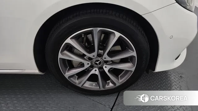 Mercedes-Benz E-Class W213 id 3789317 из Кореи 15