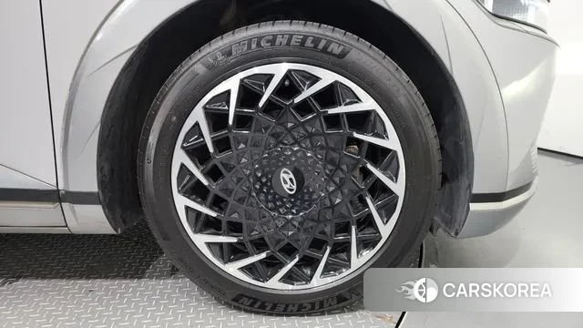 Hyundai Ionic 5 id 3213781 из Кореи 15