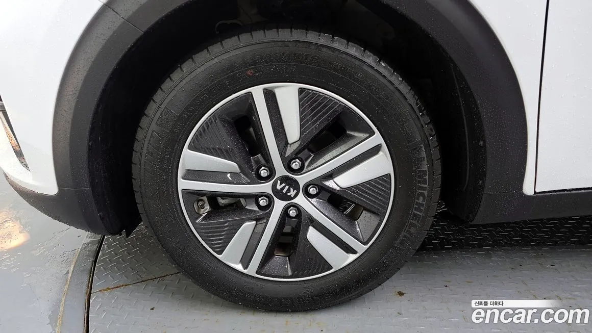 Kia The New Niro id 1388592 из Кореи 15