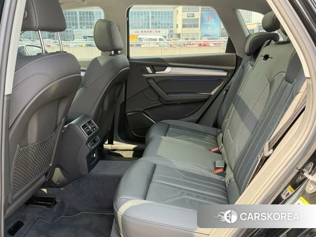 Audi Q5L id 4260294 из Китая 9