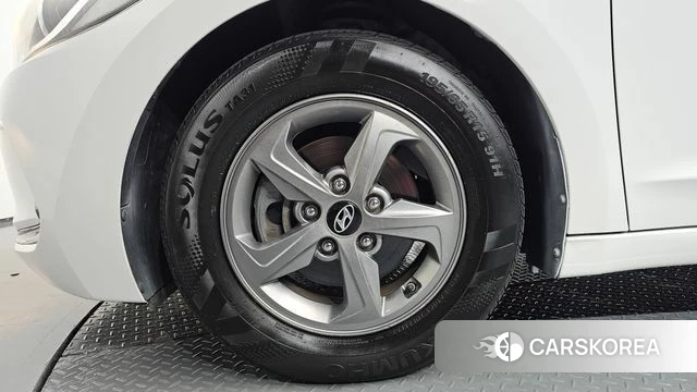 Hyundai Avante AD id 4856329 из Кореи 26