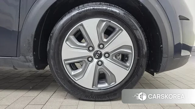 Kia Niro id 3418047 из Кореи 15