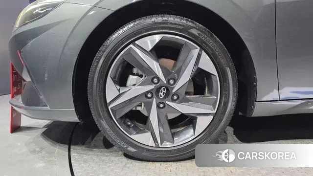 Hyundai Avante (CN7) id 3620459 из Кореи 15