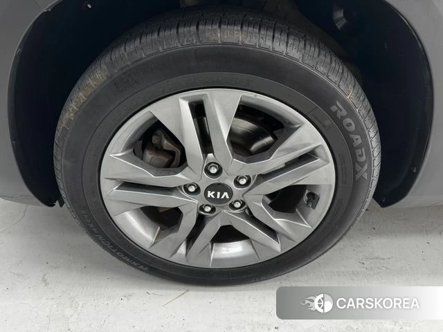Kia Seltos id 4609309 из Кореи 14