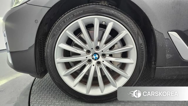BMW 5 Series (G30) id 4381994 из Кореи 29