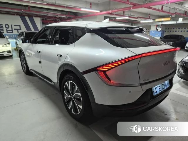 Kia EV6 2022 Белый из Кореи, фото 5