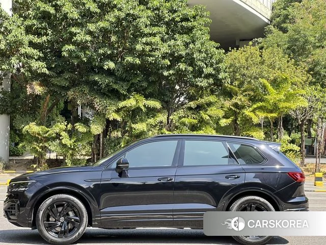 Volkswagen Touareg id 4336080 из Китая 12
