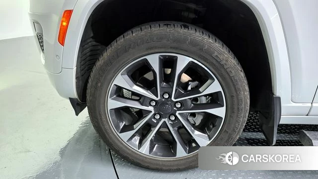 Jeep Grand Cherokee (WL) id 3871171 из Кореи 15