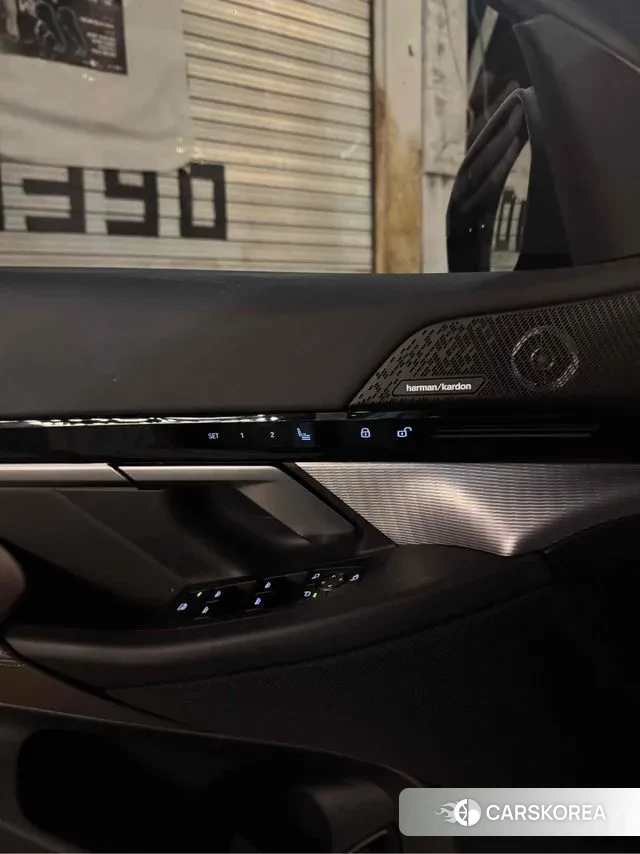 BMW 5 Series (G60) 2024 Серый из Кореи, фото 5