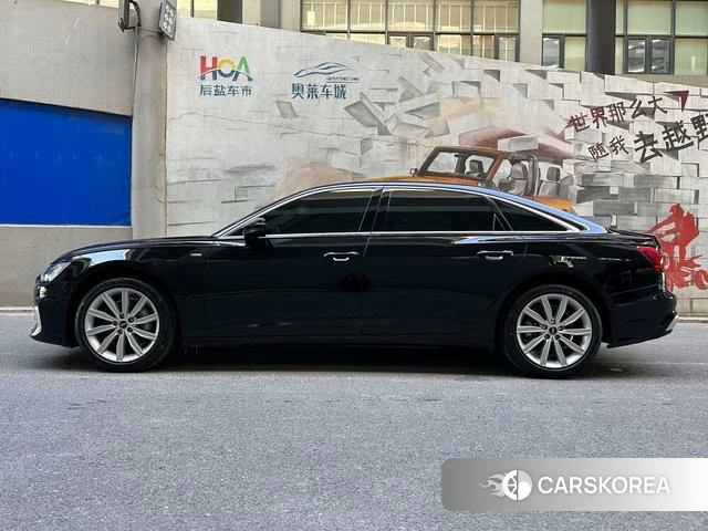 Audi A6L id 4236597 из Китая 11