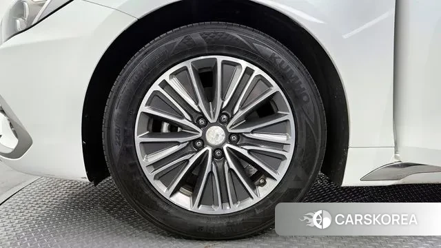 Hyundai Grandeur IG Hybrid id 2903079 из Кореи 15