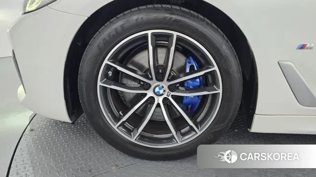 BMW 5 Series (G30) id 2894996 из Кореи 15