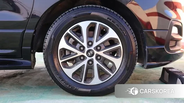 Hyundai The New Grand Starex id 3499966 из Кореи 15