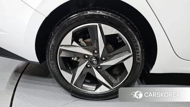 Hyundai Avante (CN7) id 3722107 из Кореи 15