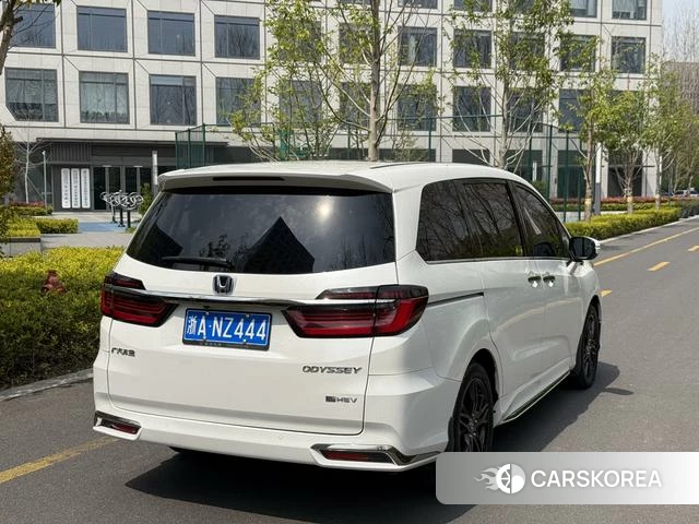 Honda Odyssey 2022 Белый из Китая, фото 5