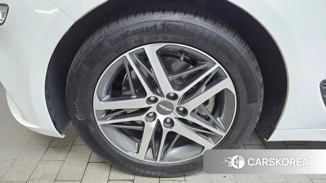 Genesis The New G70 id 2901350 из Кореи 15