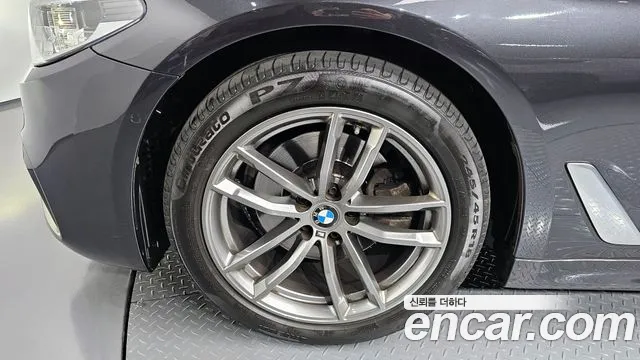 BMW 5 Series (G30) id 2572319 из Кореи 15