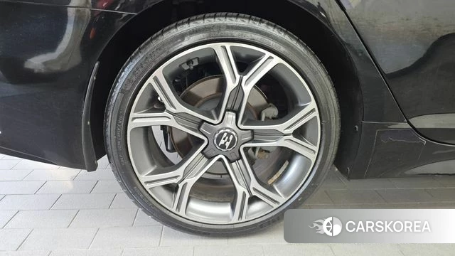 Kia Stinger id 4425046 из Кореи 15