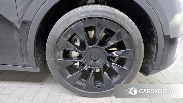 Tesla Model Y id 3538696 из Кореи 15
