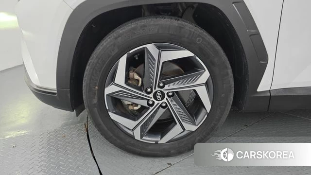 Hyundai Tucson (NX4) id 4609352 из Кореи 32