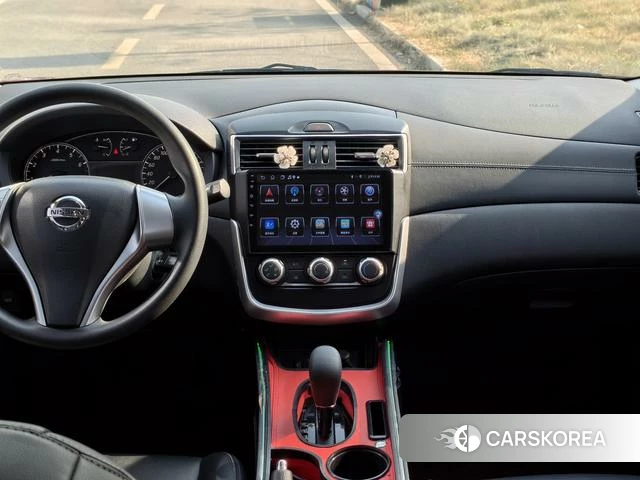 Nissan TIIDA id 4261618 из Китая 7