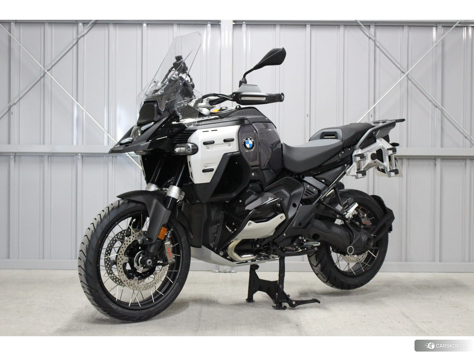 Проданный BMW R1300GS ADVENTURE 2026 из Японии