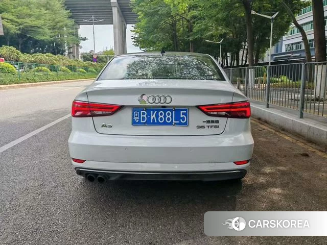 Audi A3 2019 Белый из Китая, фото 5