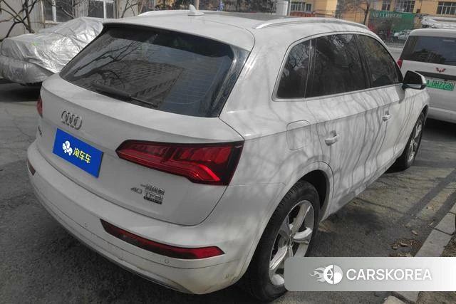 Audi Q5L id 4207915 из Китая 12
