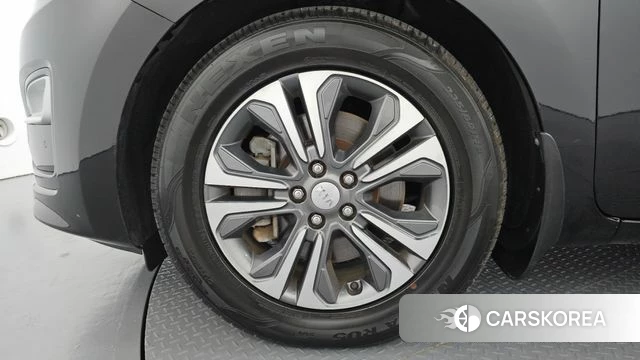 Kia The New Carnival id 4647779 из Кореи 28