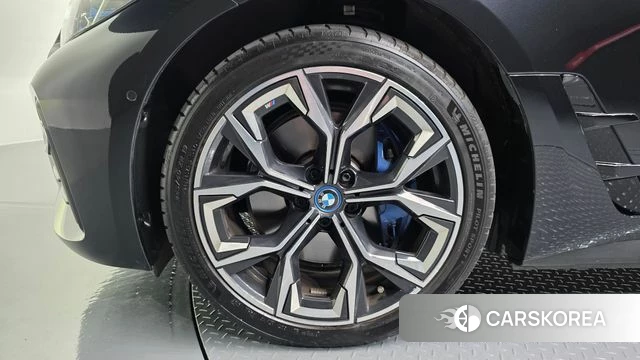 BMW i4 id 4834969 из Кореи 29