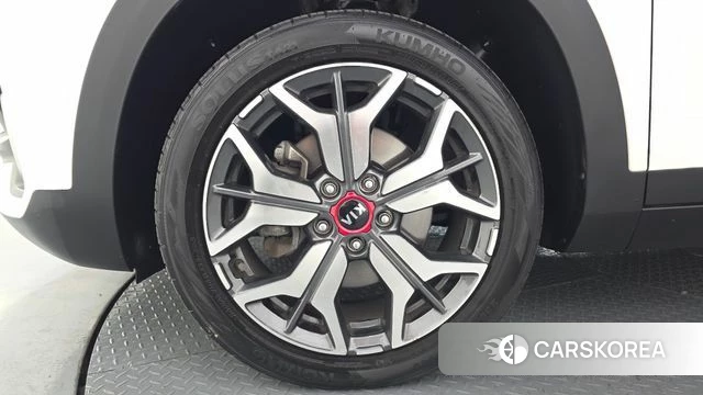 Kia Seltos id 4580612 из Кореи 25