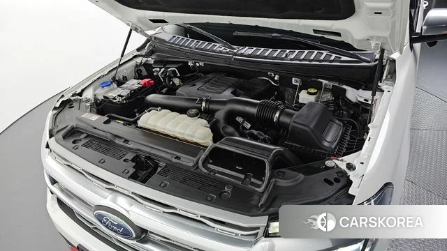 Ford Expeditation id 4847826 из Кореи 29