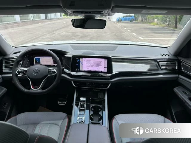 Volkswagen Tourang 2022 Белый из Китая, фото 5