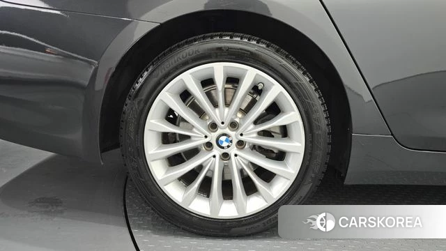 BMW 5 Series (G30) id 4666892 из Кореи 28